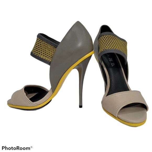 L.A.M.B. Barrie Peep-toe Sandals SIZE 6 - Picture 3 of 12